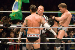 rwfan11:  …I’m not promoting Jericho kicking the Brazilian flag (which was a ‘work’) ………however I am promoting his package and Punk’s booty in this shot! LOL! :-)