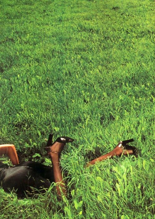 kitsunetsuki:  Guy Bourdin - Charles Jourdan