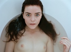 creativerehab:  Kayla in the tub #2. Lo-res