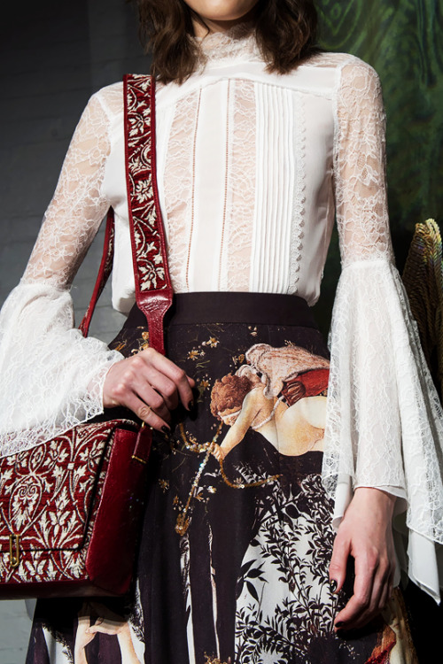 vampireswife:Alice + Olivia / Fall 2017