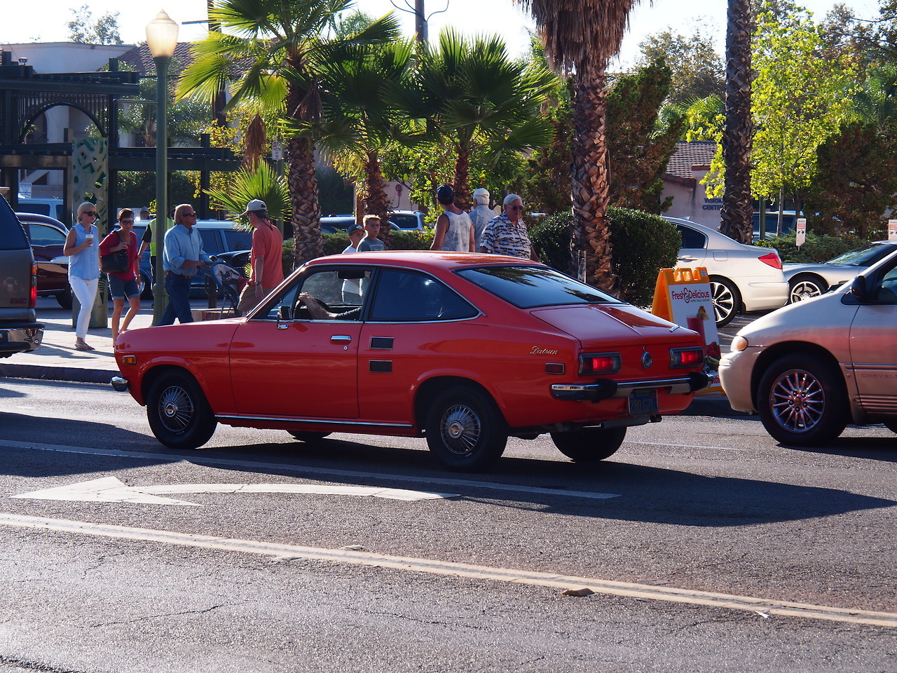 nsdclassic:Datsun 1200