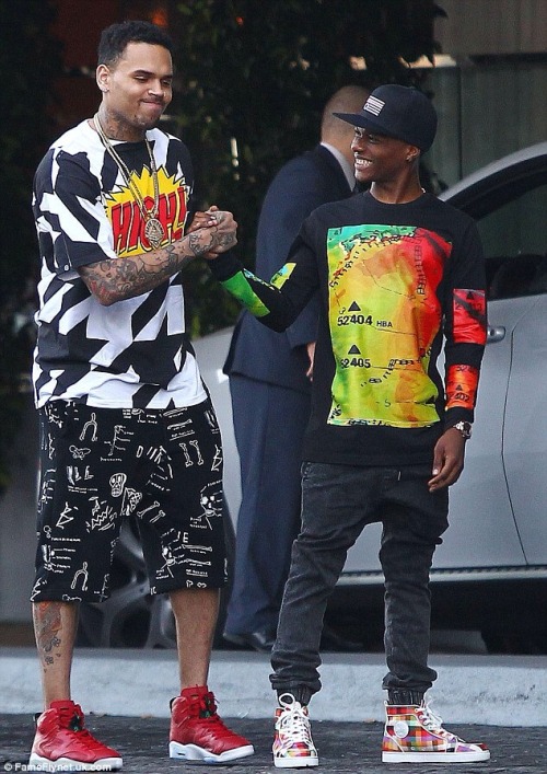 Wizkid and Chris Brown shopping in Beverly Hills, CA. (6.20.14) Follow Wizkid-Davido for m