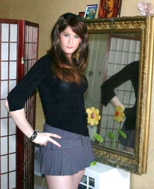http://prettycd.tumblr.com/post/110079433104