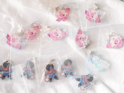 Hey guys! These are the very last stock of charms I have left, 7 Lions, 5 Smokeys, and 1 Vulpix. They’re ů shipped to the USA and I’m having a special offer, buy Smokey and Lion together for ผ shipped!Store: http://catscrown.tictail.com/