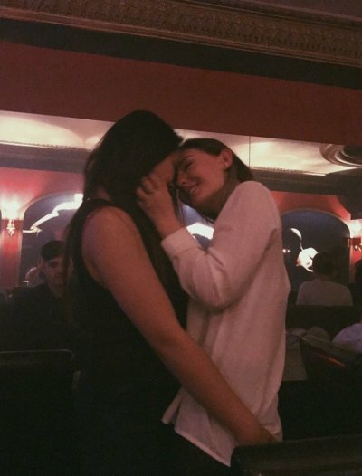 a-violet-femme:  💕 lesbians 💕