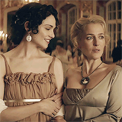 cvctusghost:Tuppence Middleton and Gillian Anderson in 1x03 of War and Peace