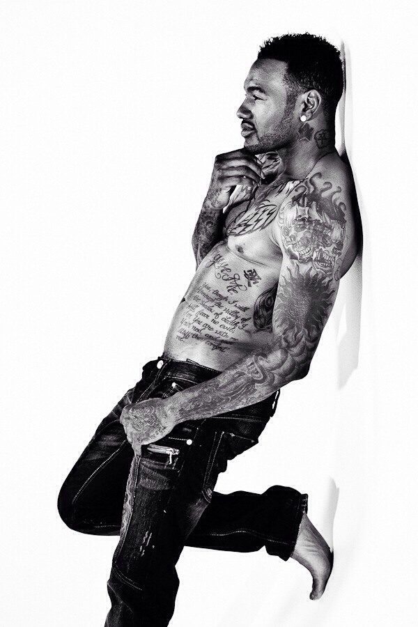 THEE GAY USO