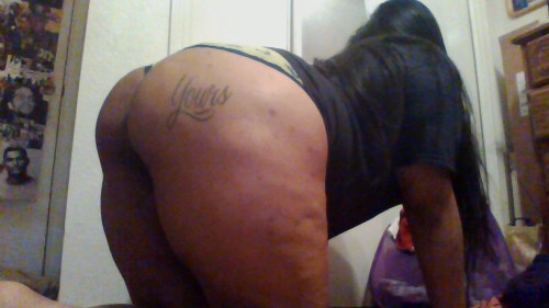 mami-morena: spankings would be lovely