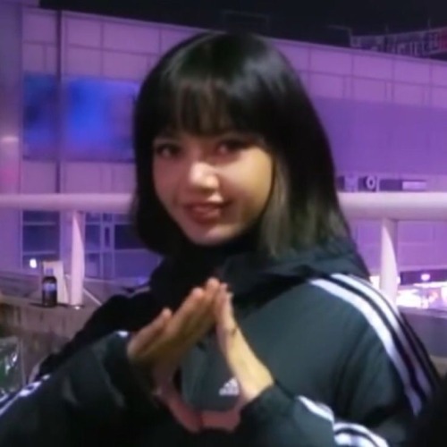 ##_ _ KPOP M3SSY L4Y0UTS !