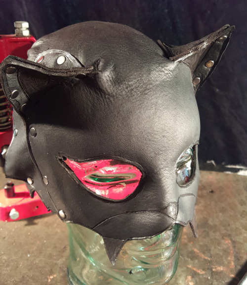 winneganfake:winneganfake:You: needing to don strange masks, robes, and wander in to the backwoods t