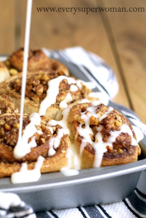 alloftheveganfood: Getting Ready For Fall: Vegan Cinnamon Roll Round Up! Vegan Cinnamon Rolls with C