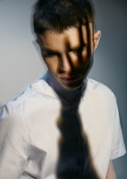 66lanvin:  justdropithere:  Diego Villarreal by Cyrill Matter - Essential Homme  SHADOWPLAY…………No.10 