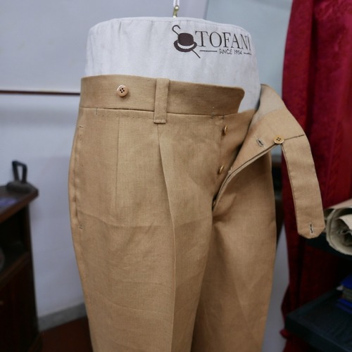 sartoria-tofani: Sartoria Tofani - Irish Linen trouser ☀️