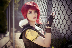 cosgeek:  Lilith (from Borderlands 2) by Obsidian-Endings Photographed by LiquidCocaine-Photos in Anime North 2013 