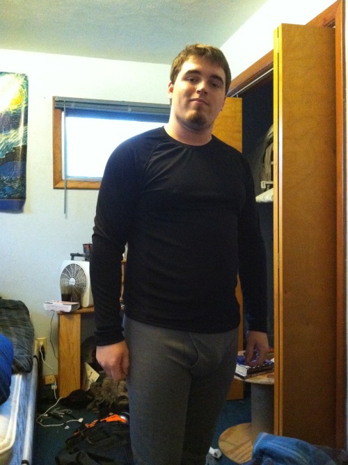 rbookbakes:  imhereforthemen:  I’m preparing myself for minter : ) Minter? (rbookbakes)  Winter : P 