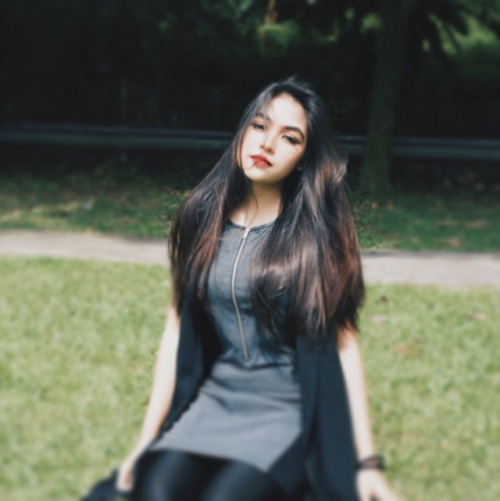 nafsulelaki:Muka cantik, tetek pejal, badan comel, dpt main mmg puas gler, nk jilat puki ngn satu ba
