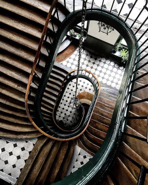 kcyang688:bei.bei.weiParis, FranceInstagram.com