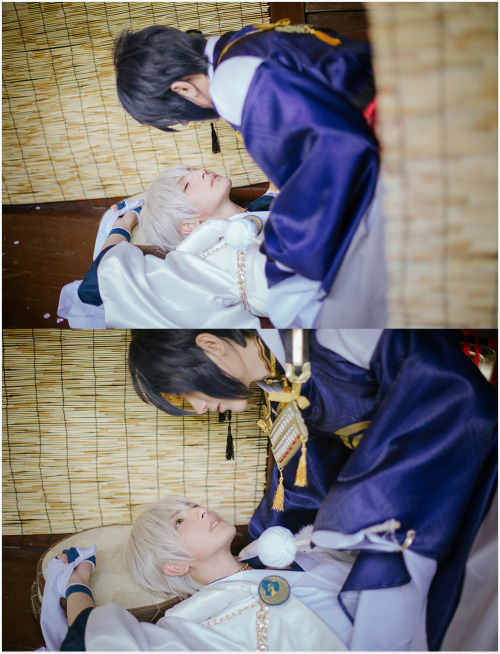 刀剣乱舞touken ranbu COS | 鹤丸国永Tsurumaru Kuninaga  @黄靖翔Huang Jingxiang  |  三日月宗近mikazuki munechika @乐乐SO