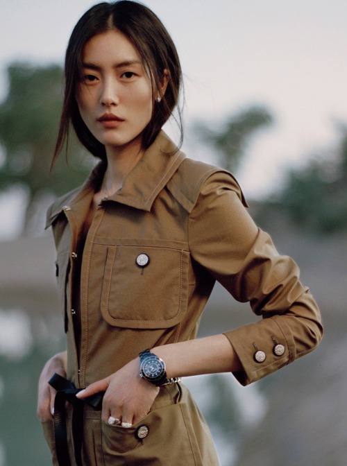 pocmodels: Liu Wen by Luo Yang for Elle China Magazine - December 2019