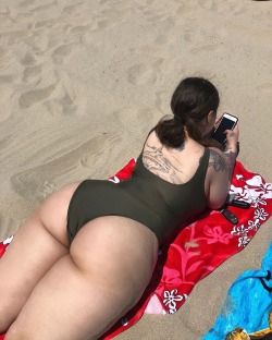 thecreepdaily: The thickness 