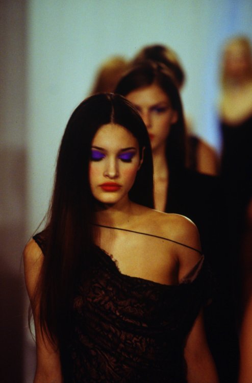 a-state-of-bliss: Karina Longin @ Richard Tyler Fall/Wint 1997