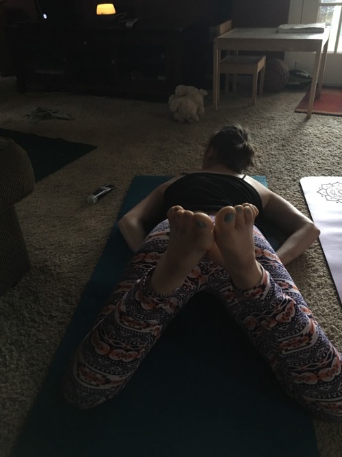 opentolife37: opentolife37: Yoga continued..☀️ Yoga anyone?