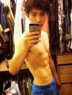 pervingonkpop:  How is this even fair?!