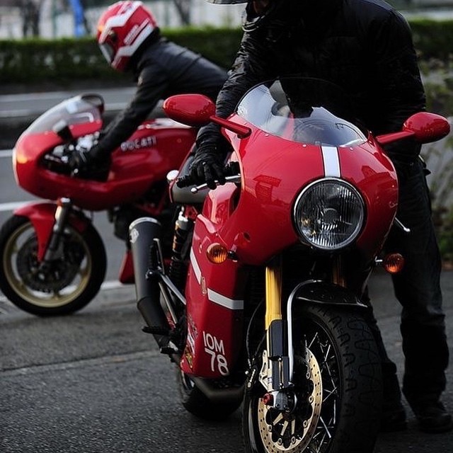 RACE CAFE