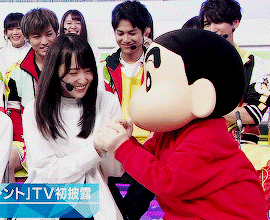 mochichan46:  BREAKING! Keyaki have a scandal when captain got caught with a boy 