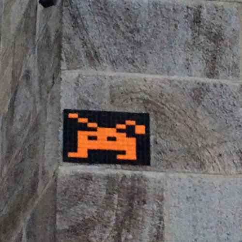 Found an invader while walking around Köln! I love spotting street art like this! #streettilear