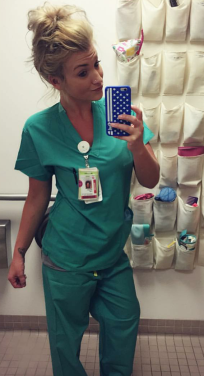 Sexy Girls in Scrubs porn pictures