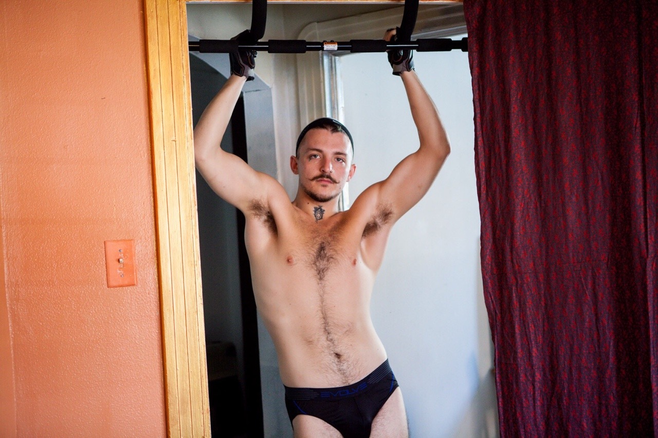 remisoileauxxx: These photos are about a month shy from a year old