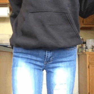 charlee-omo:  had an accident in these skin tight jeans yesterday! full video here!pw: