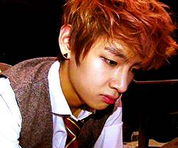  13-16/612 random gifs of a bangtan boy 