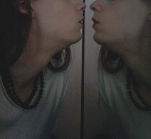 Kiss Kiss Kiss ;-*share if u want &lt;3