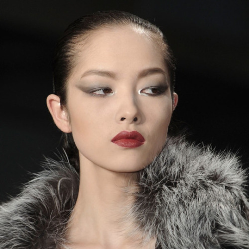 phreshouttarunway:Fei Fei Sun at Altuzarra F/W 2011