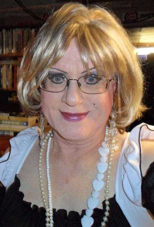 ddkellysdaringdisguise: Four French Maid Close Ups taken within a half hour in different rooms to sh
