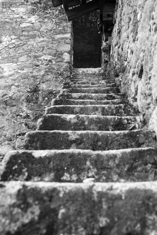 Escaleras al campanario de la iglesia de San Pedrito [Stairs to the belltower of San Pedrito’s churc