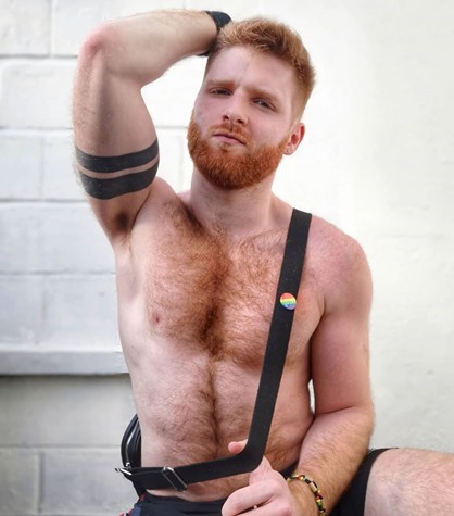 bearnakedbaker:out and about