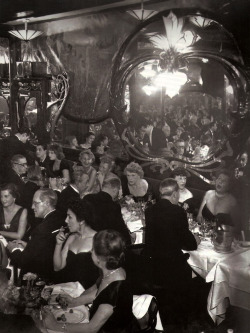 20th-century-man:  Maxim’s, Paris; photo