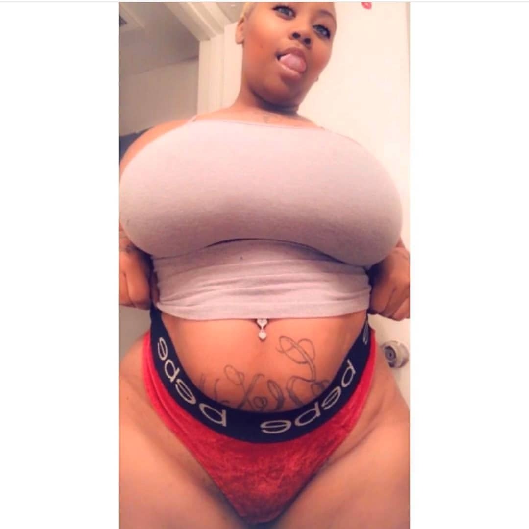 kornbredfed:  K O R N B R E D F E D @_dimplesxo  @_dimplesxo  TITTY TUEADAY 