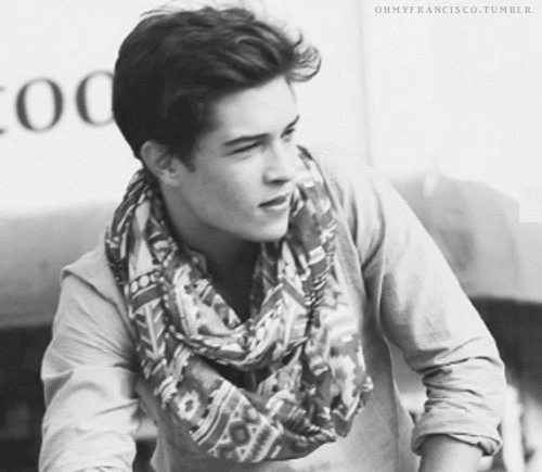 Cleo Gif Hunts Francisco Lachowski Gifs
