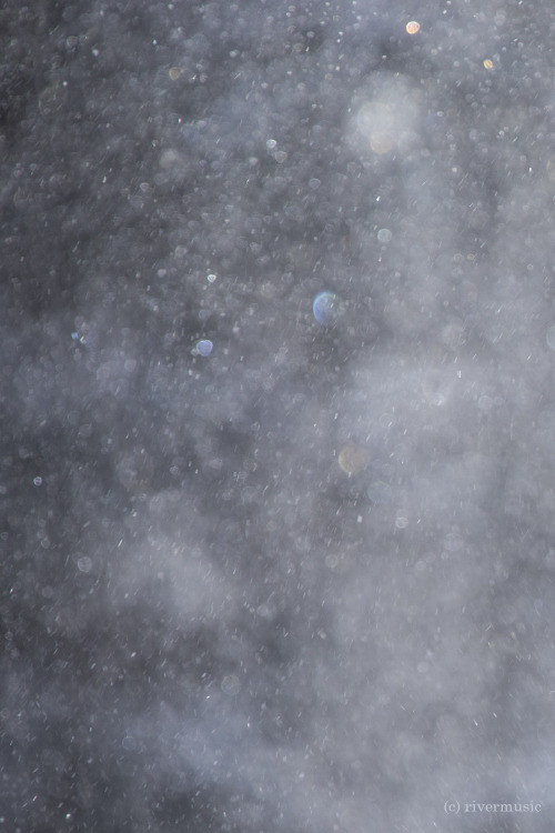 riverwindphotography:Blowing Sparkling Snow: © riverwindphotography, February 2021
