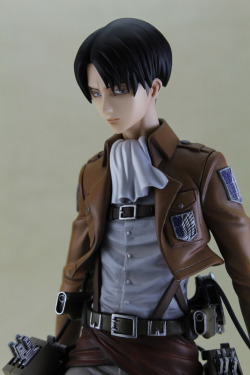 m-u-m-i:  Levi 1/8PVC figure that will be