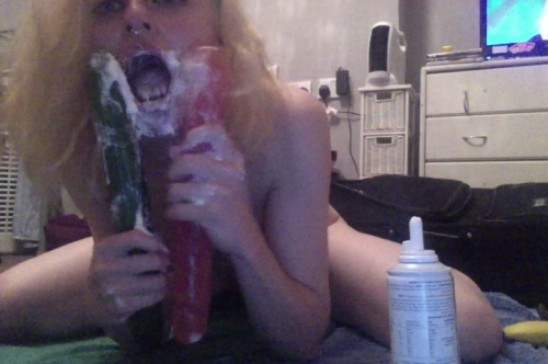 ironbox3:  used-trash:  Shit Salad - 18 mins - £10.99 / พ.99 / €13.99 (½ price to those who bought/buy my Prolapse video) In the red corner we have a cucumber, a banana, a can of whipped cream, and an enormous dildo. And in the blue corner we have