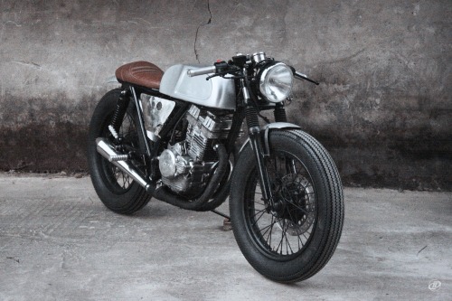 Porn caferacerpasion:  Perfect work, Honda GB250 photos