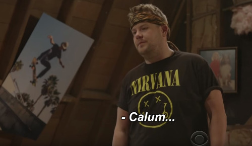 amour-ash:cherryberryann:i died at this moment (x)I want a 5sos tv show