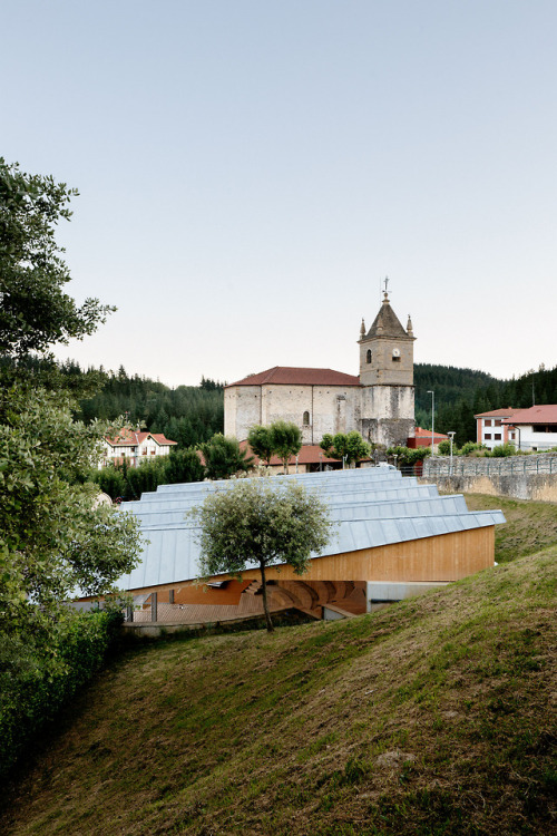 subtilitas: AZAB - Renovation of Herriko plaza, Mallabia 2018. Photos © Luis Díaz Díaz. Keep reading