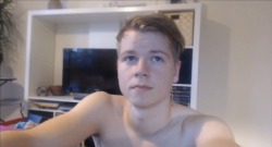 ffantasticffantasy:  20 year old twink hot self fisting 