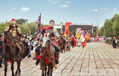 hanfugallery:西塘汉服文化周Hanfu Cultural Week in Xitang| part 1|traditional chinese armor| via 大师兄天道酬勤 and